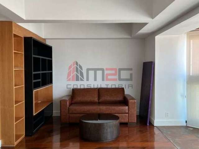 Vende-se apartamento em Indianópolis, 2 suítes.