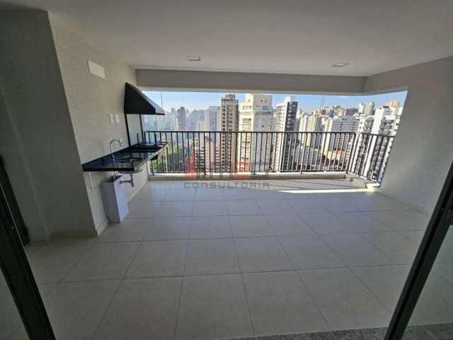 Vende-se apartamento nas Perdizes, com 3 suítes.