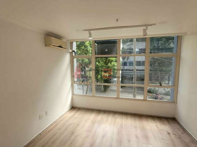 Sala comercial com 2 salas à venda na Rua Cristiano Viana, 441, Cerqueira César, São Paulo, 31 m2 por R$ 329.000