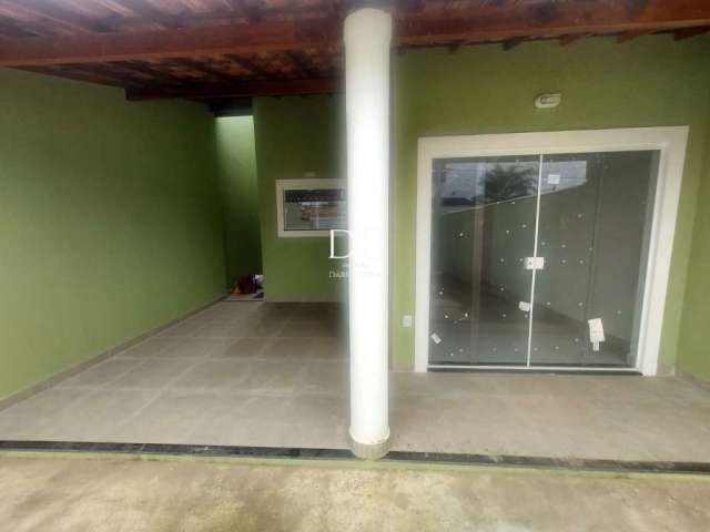 Casa com 2 quartos à venda na Rua Walter Muniz dos Santos, Jardim Atlântico Central (Itaipuaçu), Maricá por R$ 450.000