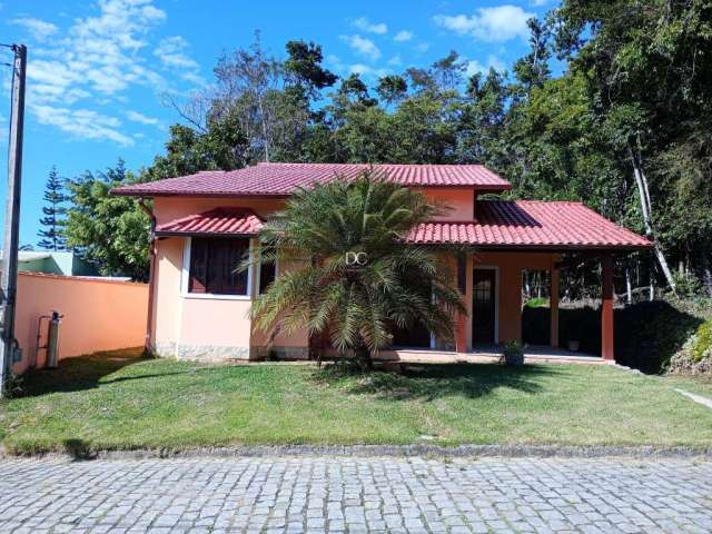 Casa com 2 quartos à venda na Rodovia Ernani do Amaral Peixoto, Casa 110, São José do Imbassaí, Maricá, 360 m2 por R$ 870.000