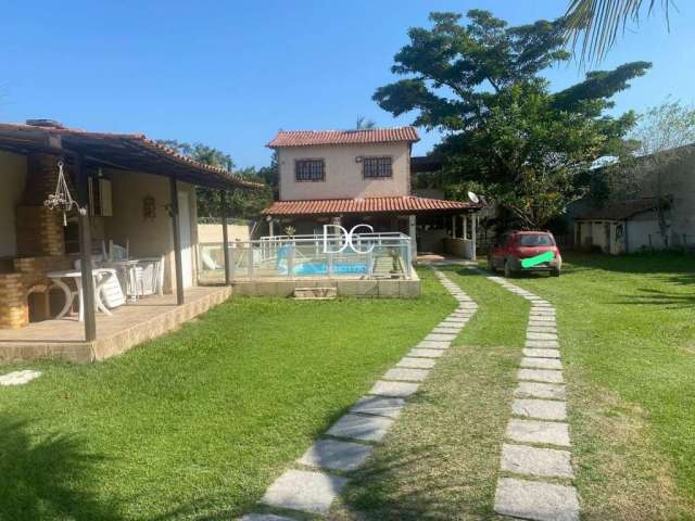 Casa com 2 quartos à venda na Rua Jaguaré, Itaocaia Valley (Itaipuaçu), Maricá por R$ 450.000