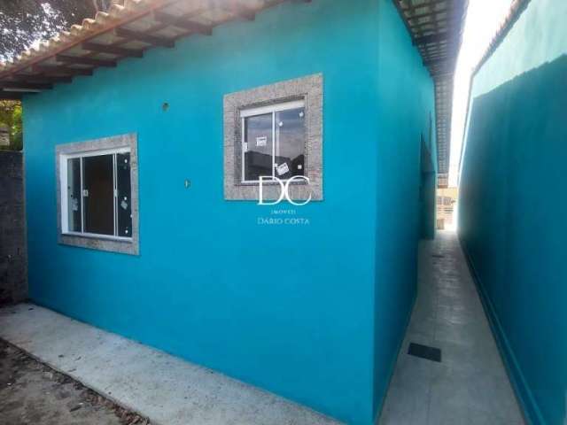 Casa com 2 quartos à venda na Rua Santa Rita de Cássia, Cordeirinho (Ponta Negra), Maricá por R$ 440.000