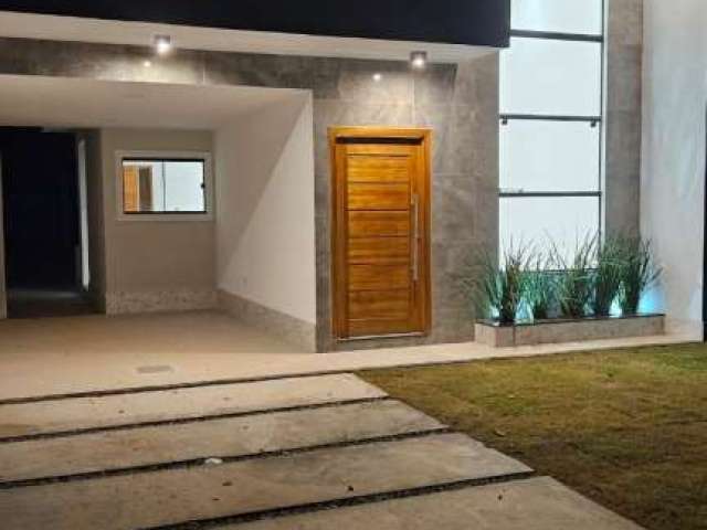 Casa com 3 quartos à venda na Rua 09, 01, Jardim Atlântico Oeste (Itaipuaçu), Maricá por R$ 639.000