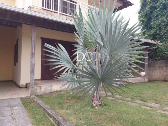 Casa com 3 quartos à venda na Rua Denise Rocco de Lima e Cisne, Jacaroá, Maricá por R$ 795.000