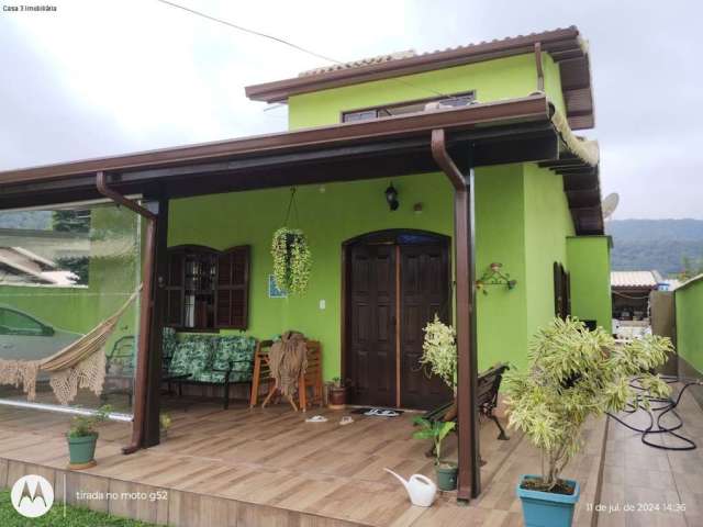 Casa com 3 quartos à venda na Rua Dois, 21, Jacaroá, Maricá por R$ 550.000