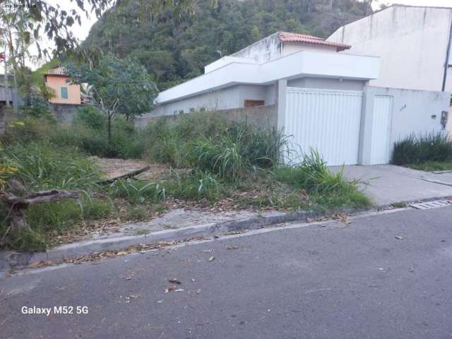 Terreno à venda na Rua Professor Benjamin Carias, 00, Piratininga, Niterói por R$ 350.000