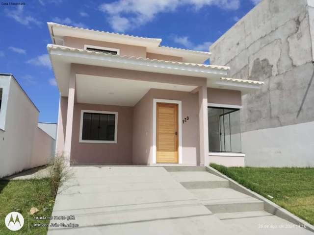 Casa em condomínio fechado com 3 quartos à venda na Estrada Henfil, Pindobas, Maricá, 110 m2 por R$ 480.000