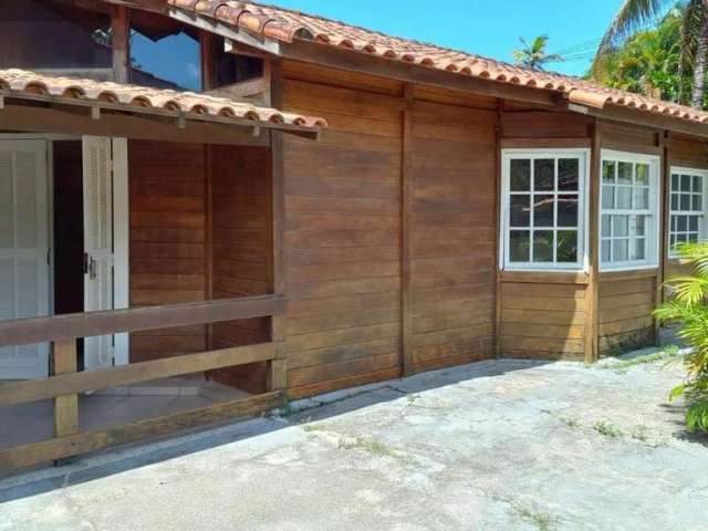 Casa com 2 quartos à venda na Rua Geralda Pontes Miranda de Oliveira, Engenho do Mato, Niterói, 450 m2 por R$ 480.000