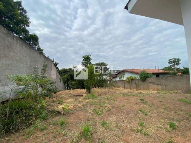 Terreno em condomínio fechado à venda na Rua José Antônio, 245-37, Parque Residencial Maison Blanche, Valinhos por R$ 460.000