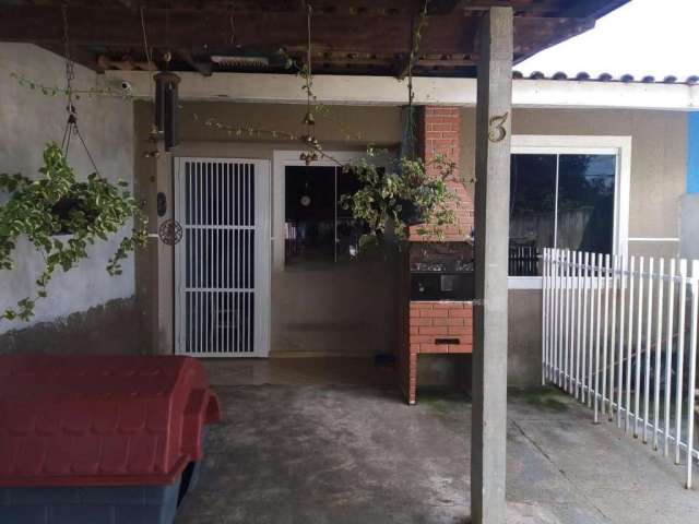 Casa para Venda em Pontal do Paraná, 2 dormitórios, 1 banheiro, 2 vagas