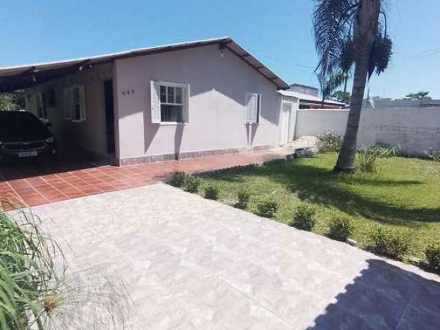 Casa para Venda em Pontal do Paraná, 3 dormitórios, 1 suíte, 2 banheiros, 3 vagas