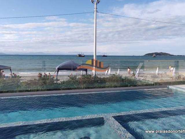 Apto cobertura de alto padrão c/ 4 dormitórios, pé na areia