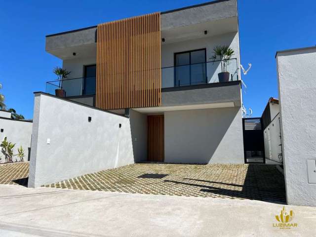 Casa Alto Padrão na Praia