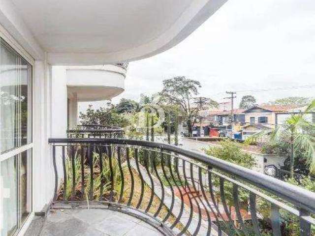 Apartamento primoroso, localizado em Moema.