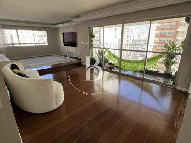 Apartamento com 200.0 m², à venda no bairro Paraíso.