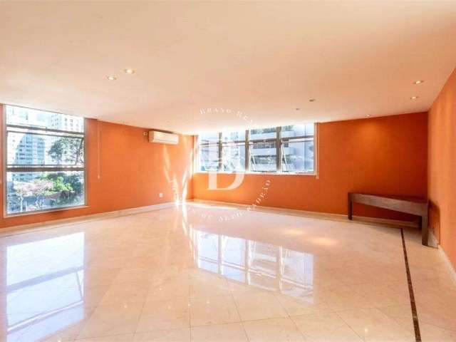 Apartamento com 4 quartos, 260m², à venda em São Paulo, Jardim Paulista