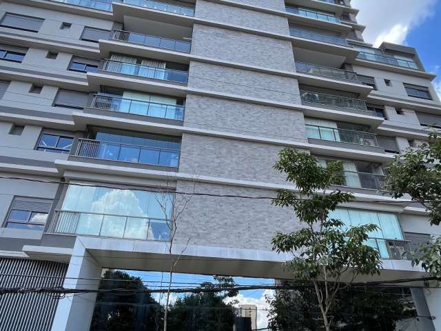 Apartamento com 2 suítes, pronto pra morar na Vila Mariana.