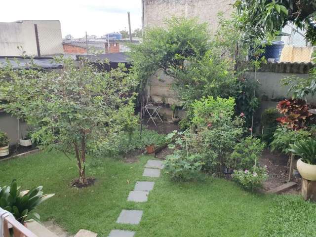 Sobrado com 3 dormitórios à venda, 300 m² por R$ 950.000,00 Jardim das Flores - Osasco/SP