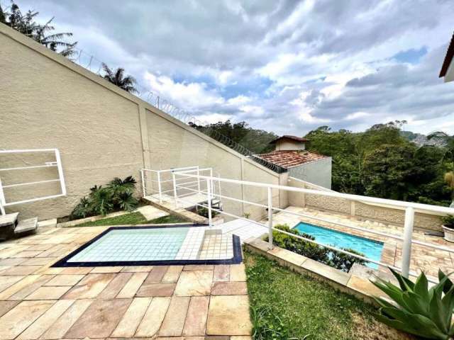 Casa no Tremembé - São Paulo - Zona Norte - 570m² - 4 Suítes - 4 Vagas-Vista Livre-Piscina