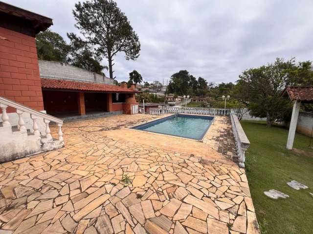 Casa Térrea com 3 dormitórios 1 suíte piscina área gourmet  Chácara Rincão - Cotia/SP