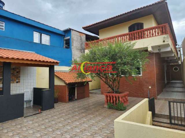 Casa em condomínio fechado com 3 quartos à venda na Rua Ouro Preto, 632, Cidade Soberana, Guarulhos, 400 m2 por R$ 852.000
