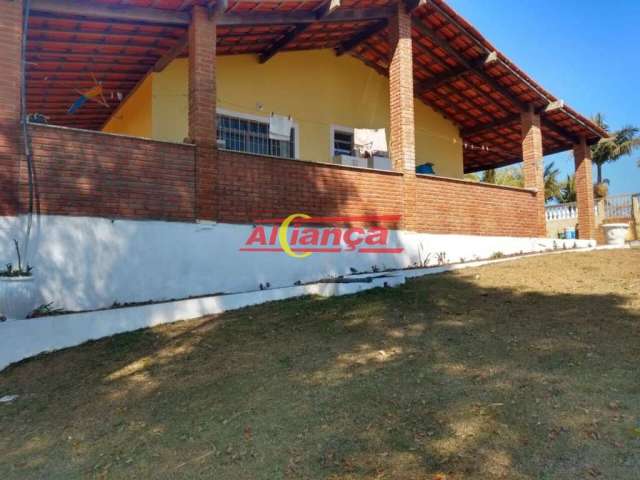 Chacara com 08 dorm, 06 suites e 08 vagas, 2670 de terreno