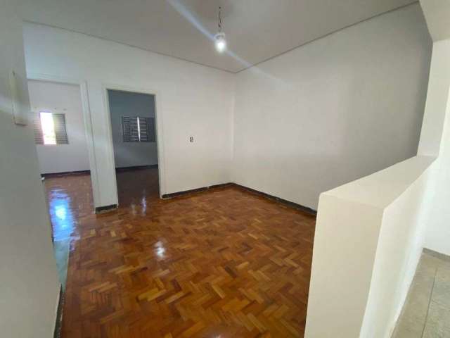 Casa com 3 dormitórios para alugar, 100 m² por R$ 1.833,82/mês - Vila Alpina - Santo André/SP