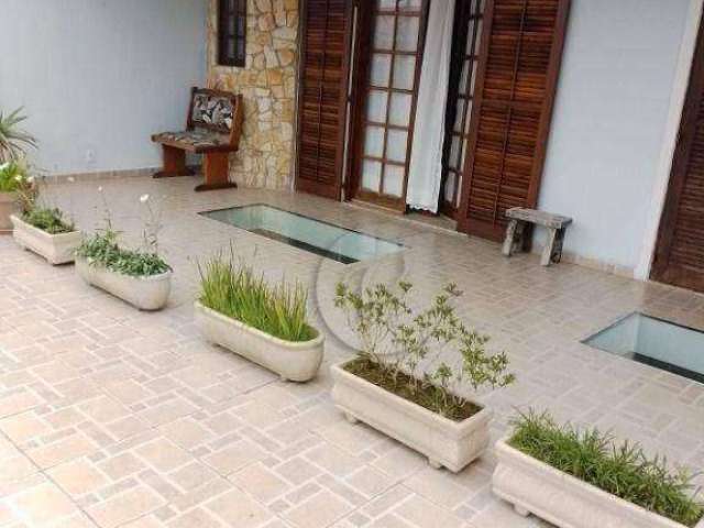 Sobrado com 4 dormitórios à venda, 227 m² por R$ 930.000 - Dos Casa - São Bernardo do Campo/SP