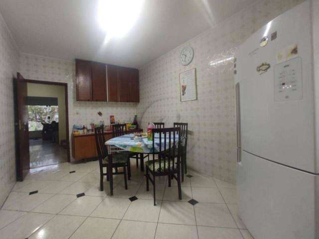 Sobrado com 3 dormitórios à venda, 237 m² por R$ 1.380.000,00 - Jardim - Santo André/SP