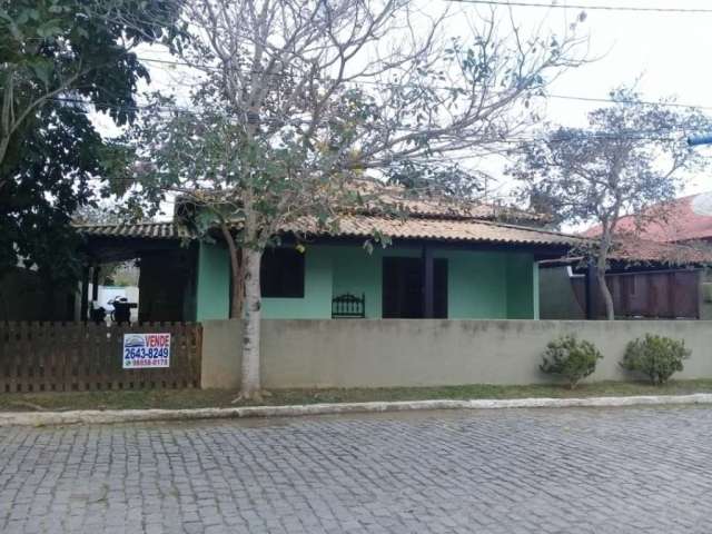 Casa em condomínio á venda, Praia do Siqueira, Cabo Frio.