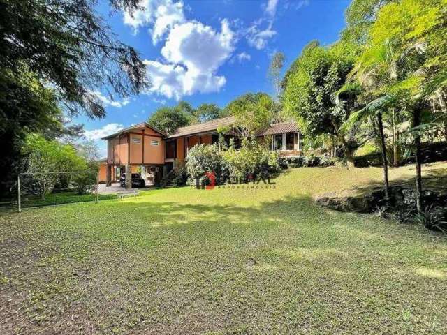 Casa com 4 dormitórios à venda, 439 m² por R$ 1.870.000,00 - Granja Viana - Embu das Artes/SP