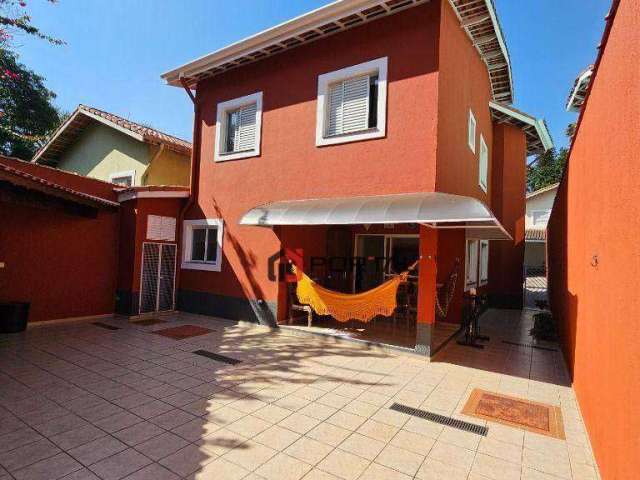 Casa com 3 dormitórios à venda, 209 m² por R$ 989.990,00 - Granja Viana - Cotia/SP