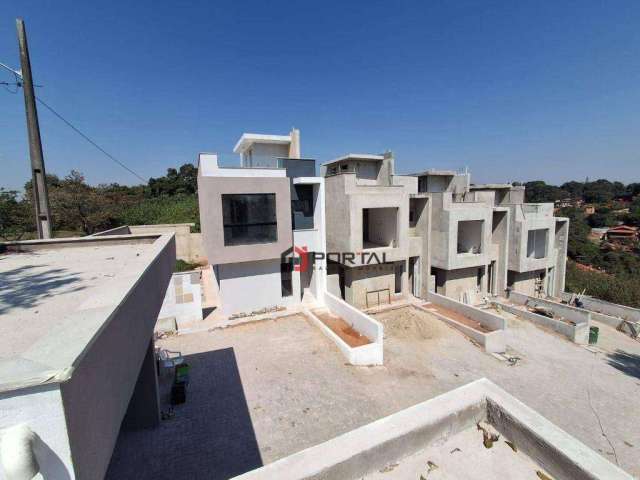 Casa com 3 dormitórios à venda, 175 m² por R$ 1.120.000,00 - Granja Viana - Carapicuíba/SP