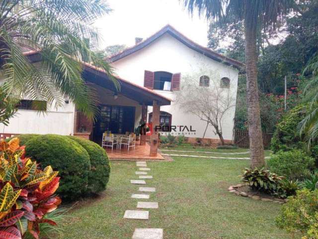 Casa com 3 dormitórios à venda, 380 m² por R$ 1.600.000,00 - Granja Viana - Jandira/SP