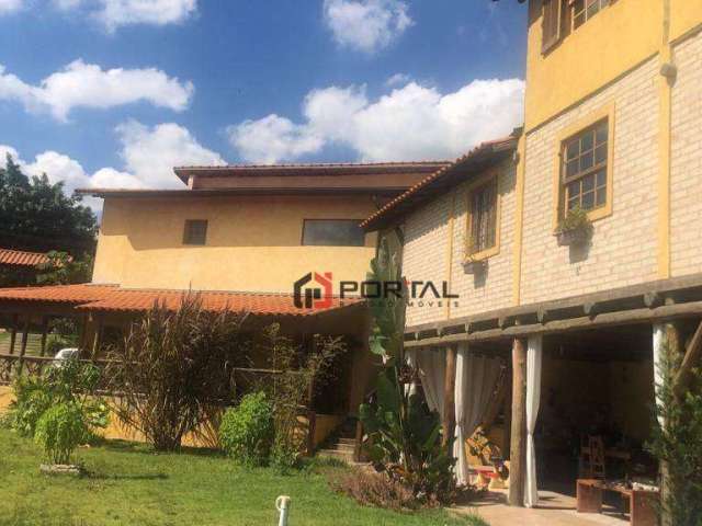 Casa com 3 dormitórios à venda, 300 m² por R$ 2.000.000,00 - Granja Viana - Cotia/SP