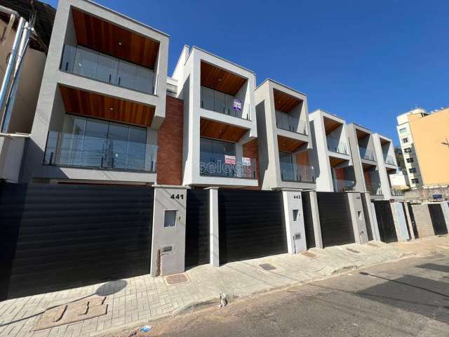 Casa com 3 quartos à venda na Rua Catulo Breviglieri, Santa Catarina, Juiz de Fora por R$ 839.000