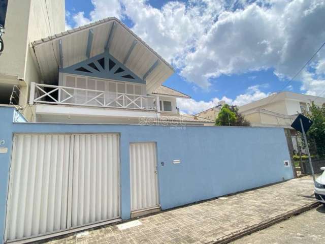 Casa com 6 quartos à venda na Rua Professor Teodoro Coelho, Bairu, Juiz de Fora, 340 m2 por R$ 1.160.000