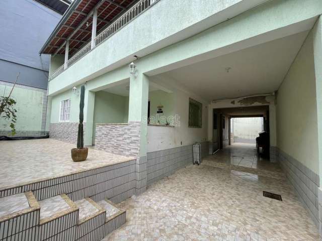 Casa com 4 quartos à venda na Rua Alexandre Ressurreição, Santo Antônio, Juiz de Fora, 183 m2 por R$ 399.000