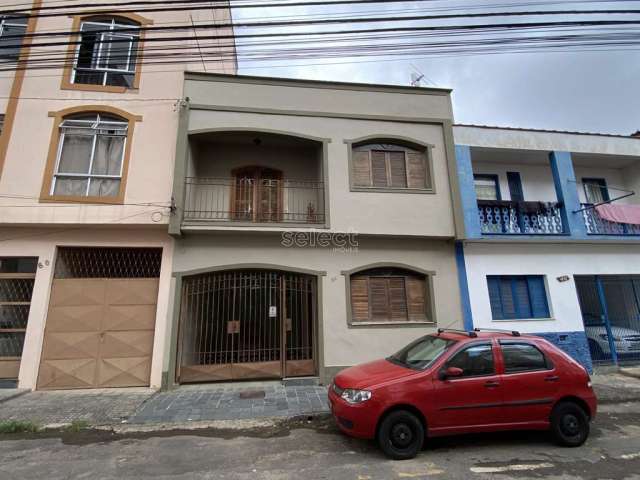 Casa com 4 quartos à venda na Avenida Antônio Ribeiro, Granbery, Juiz de Fora, 140 m2 por R$ 520.000