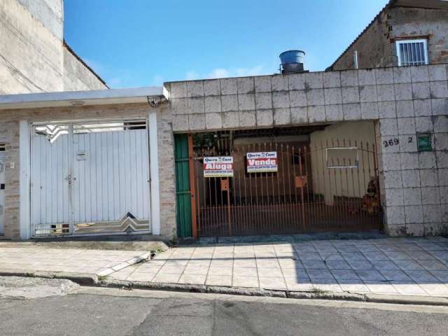 Casa à venda localizada no Jardim Santa Emília - Guarulhos - SP