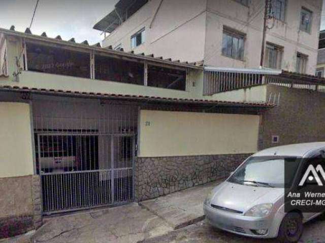 Casa com 5 dormitórios à venda, 292 m² por R$ 700.000,00 - Santa Cândida - Juiz de Fora/MG