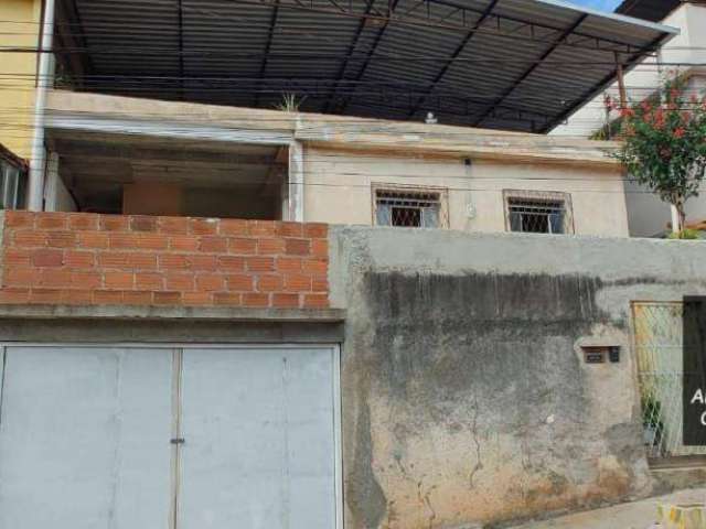 Casa com 3 dormitórios à venda, 100 m² por R$ 350.000,00 - Progresso - Juiz de Fora/MG