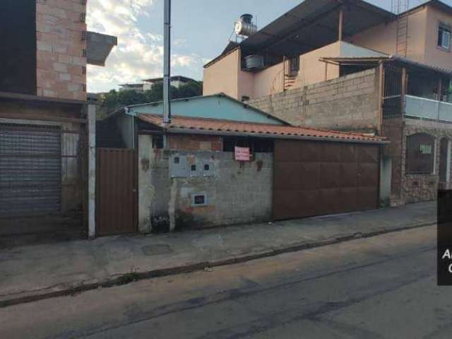 2 Casas (uma faltando acabamento)  com 4 dormitórios no total + 1 loja, à venda, 150 m² por R$ 250.000 TUDO - Nova Benfica - Juiz de Fora/MG