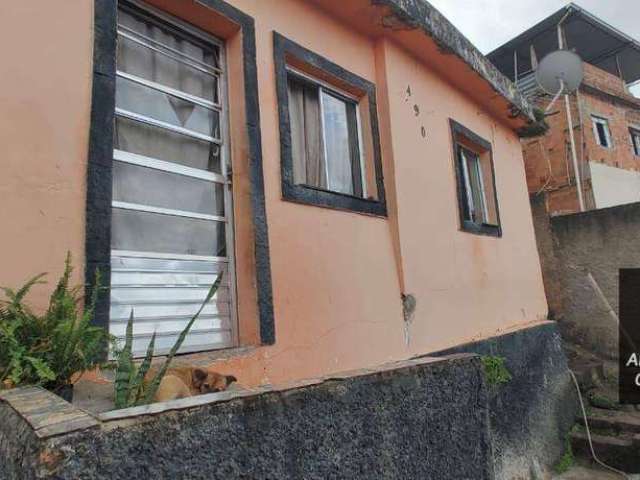 Casa com 8 dormitórios à venda, 180 m² por R$ 50.000 de entrada - Vila Olavo Costa - Juiz de Fora/MG