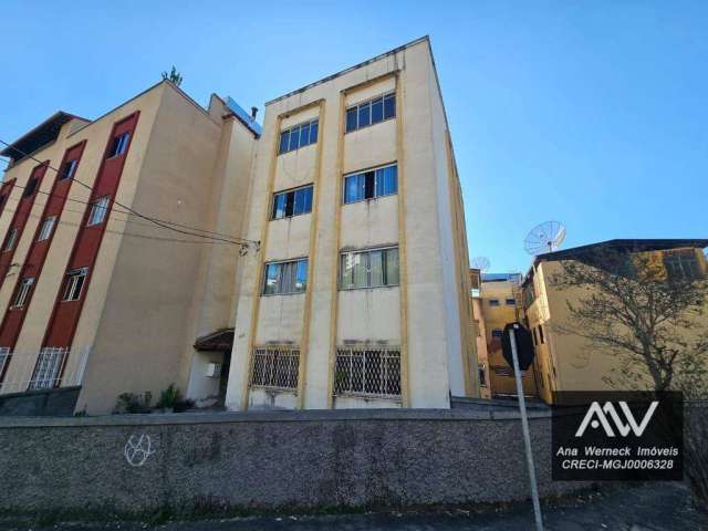 Apartamento com 3 dormitórios à venda, 66 m² por R$ 210.000 - Bandeirantes - Juiz de Fora/MG