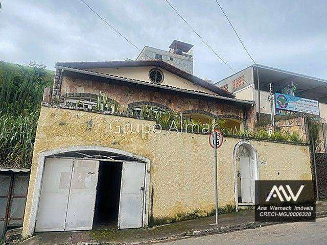 Casa com 4 dormitórios à venda, 250 m² por R$ 520.000,00 - Bandeirantes - Juiz de Fora/MG