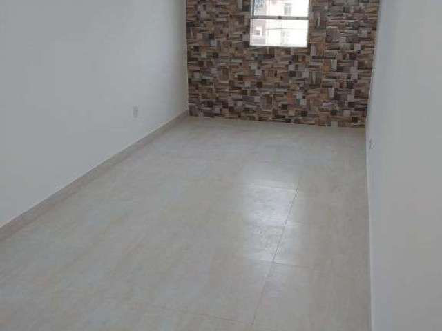 Apartamento reformado /02 dorm / 01 sala/cozinha/banheiro / quitado com escritura