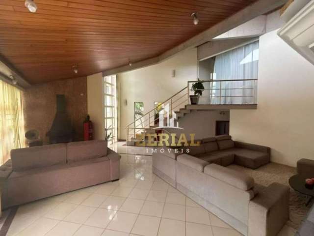 Casa com 3 dormitórios à venda, 349 m² por R$ 2.500.000,00 - Jardim São Caetano - São Caetano do Sul/SP