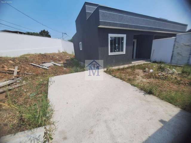 Casa para Venda em Maricá, São José do Imbassaí, 2 dormitórios, 1 suíte, 1 banheiro, 2 vagas